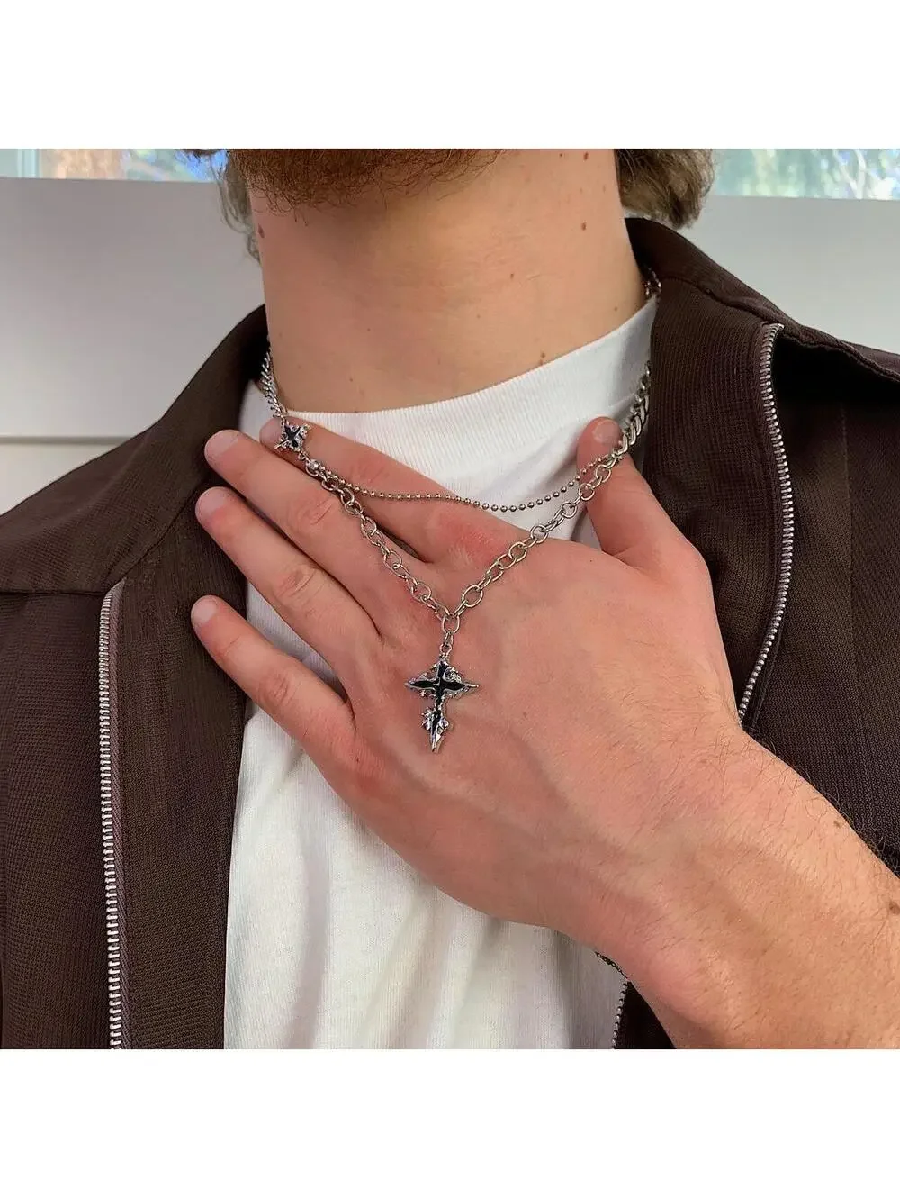 Cyber Y2k 2000s Vintage Style punk grunge crystal cross pendant necklace chain.